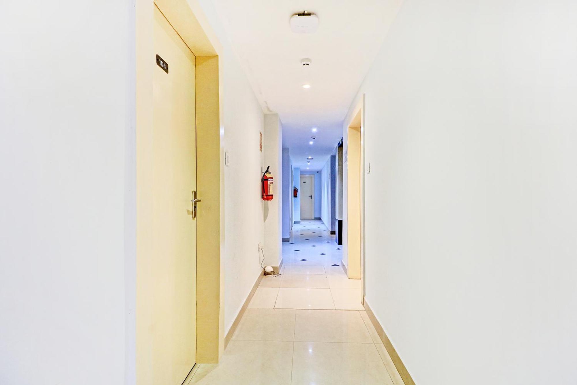 Fabhotel Azure Sky - Nr Ruby Hospital Jādabpur Zewnętrze zdjęcie